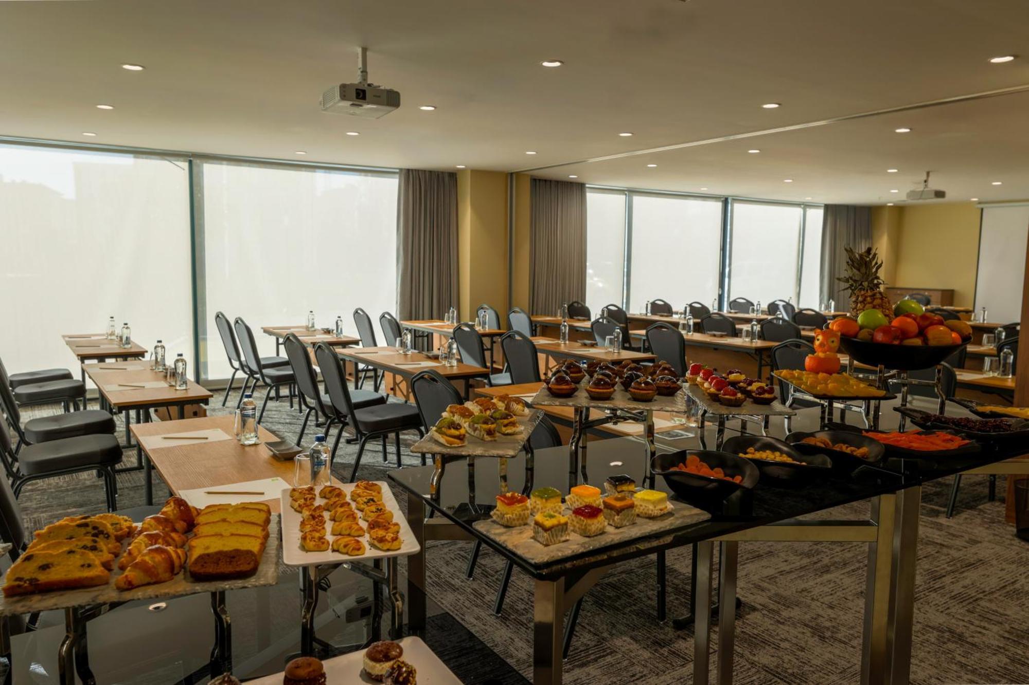 Ibis Styles Istanbul Kurtkoy Hotel Buitenkant foto